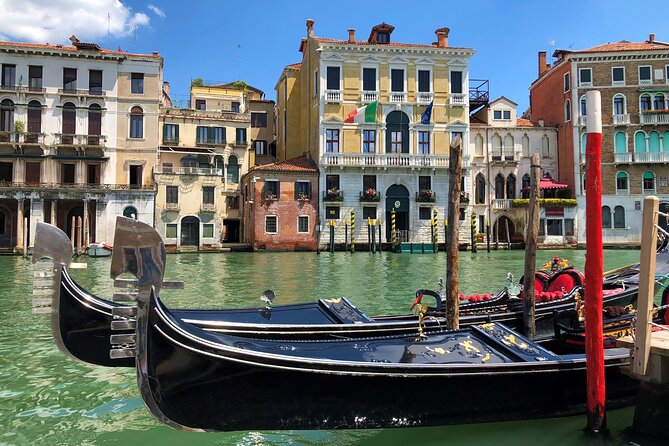 VENICE in 1 Day WOW Tour: city walk, Murano, Burano with lunch! - Meeting in Venice and getting around without a water-bus puzzle