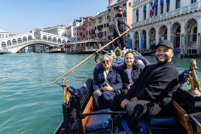 Venice in A Day: St Mark's Basilica, Doge's Palace & Gondola Ride - Starting at Piazza San Marco: a smarter Venice morning