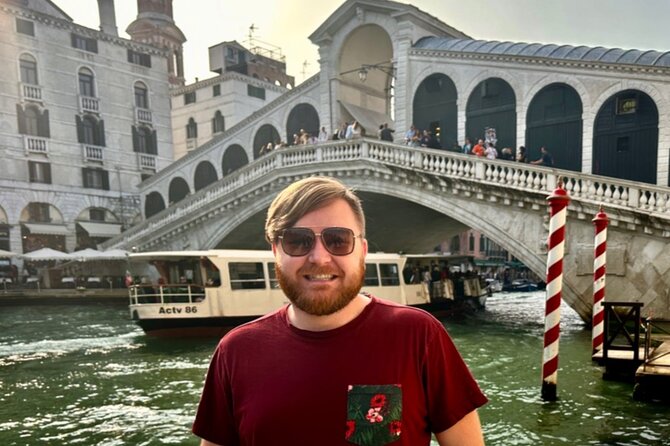 Venice in A Day: St Mark's Basilica, Doge's Palace & Gondola Ride - Doge’s Palace: the palace-prison mix that makes history click