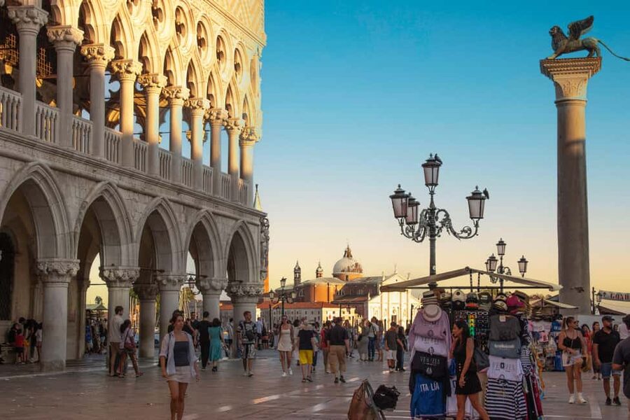 Venice: Insider Tour Rialto Market, St. Mark & Doge’s Palace - Getting inside St. Mark’s Basilica without the worst lines