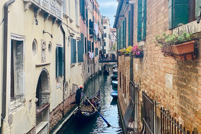 Venice: Jewish Ghetto & Cannaregio Area Food Tour: Pasta Wine Gelato and More! - Dietary Reality Check Before You Commit