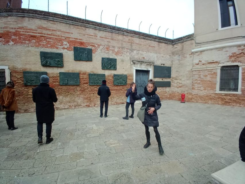 Venice: Jewish Ghetto Walking Tour with Synagogue Visits - Levantine Synagogue: second access, same rules, different cultural lens