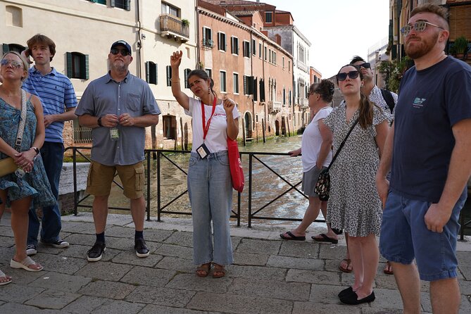 Venice Like a Local: Food, Wine & Spritz Tour with Traghetto Ride - Dessert at Campo San Bortolomio: the feel-good ending