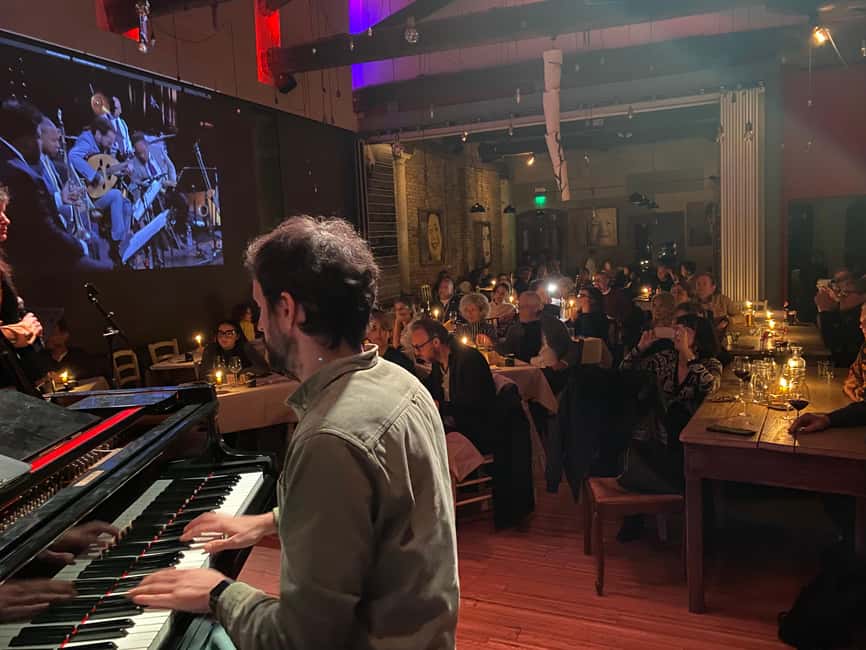 Venice: Live Concert with Dinner or Aperitif at LL JAZZ Club - Summer terrace by the Cannaregio canal, indoor hall when it cools off