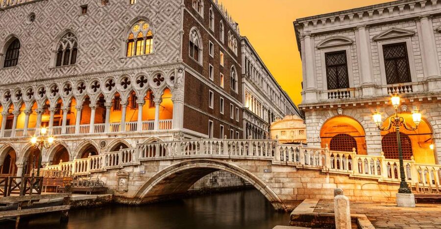Venice: Lords of the Night Prison’s Palace Cells & Tortures - Casanova’s arrest story and the 1500s secret passage route