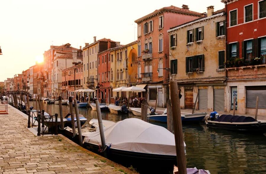 Venice: Luxury Natural Wine Tasting with Cicchetti Tapas - What You Taste: Prosecco, Bianco, and Rosso (Natural Style)
