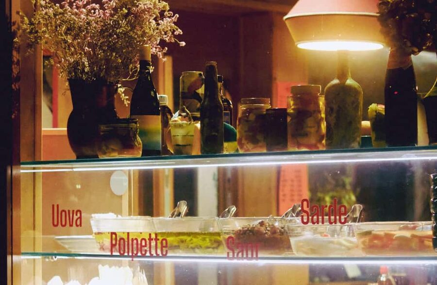 Venice: Luxury Natural Wine Tasting with Cicchetti Tapas - Who Should Book This, and Who Should Skip It