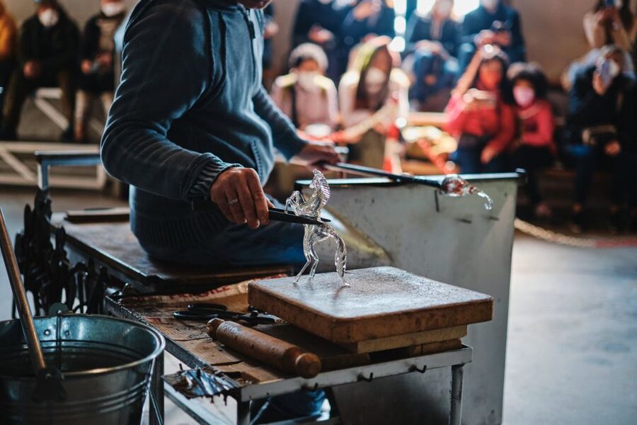 Venice: Murano & Burano Panoramic Boat Tour w/ Glassblowing - Should you book this Murano and Burano boat tour?