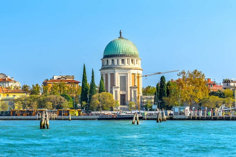 Venice: Murano, Burano & Torcello Boat Tour - Murano glass factory visit: what to watch in the 60 minutes