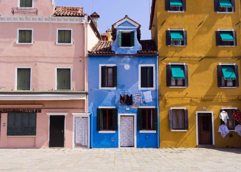 Venice: Murano Glassblowing Show - Made in Italy Art & Walk - The guided walk through Murano’s canals and craft streets