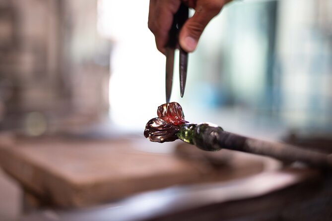 Venice Murano Island Glass Factory Tour with Glass Blowing Demonstration - Who should book this Murano glass tour