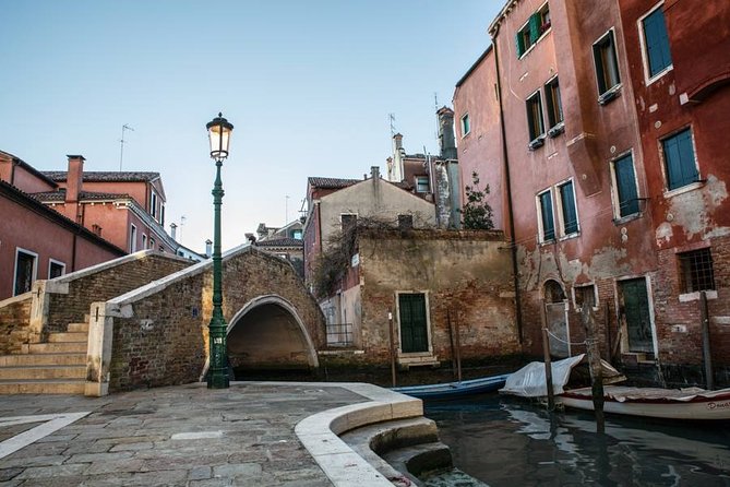 Venice Off the Beaten Path: Private Tour in Venice with a Local - Palazzi, Secret Gardens, and the Indiana Jones Holy Grail Trail