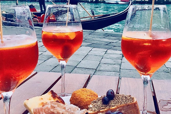 Venice: Private Aperitif & Cicchetti tasting and walking tour - Campo San Tomà bacaro: second wine, second cicchetto, better odds you’ll taste something you like