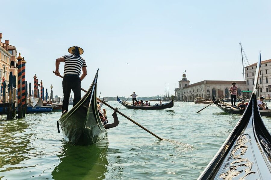Venice: Private Crafted Gondola Ride Along Grand Canal - Should you book this private crafted gondola ride?