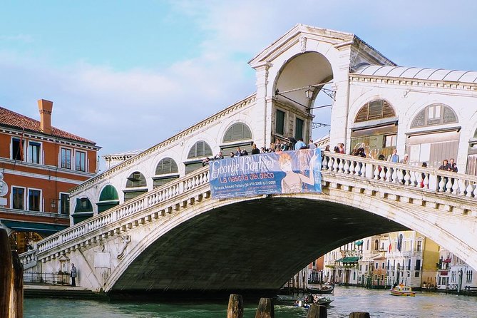 Venice: Private Half Day Guided Tour and Gondola Experience - Price Check: How $209.80 Adds Up for a Half-Day With Gondola
