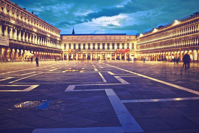 Venice: Private Half Day Guided Tour and Gondola Experience - Tickets, Timing, and the Venice Access Fee Note