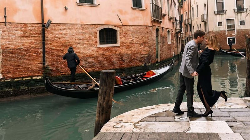 Venice private photo shoot with a local photographer! - Key things that make this shoot work