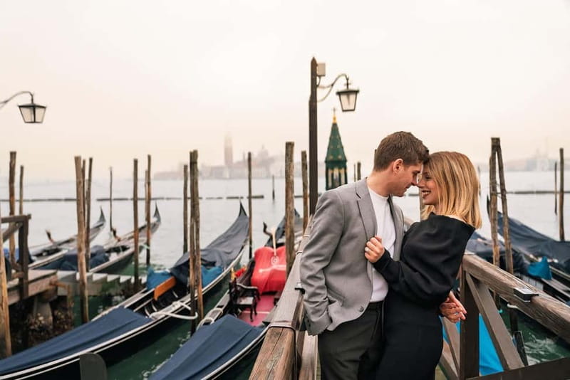 Venice private photo shoot with a local photographer! - Rain in Venice: rescheduling that protects the whole experience
