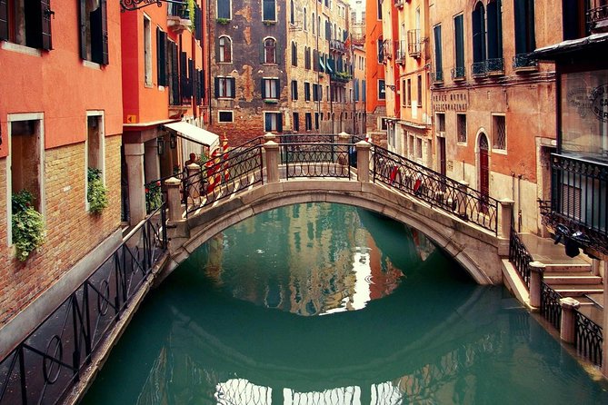 Venice Private Tour for Families with Gondola Ride - St. Mark’s Basilica: what to look for with kids