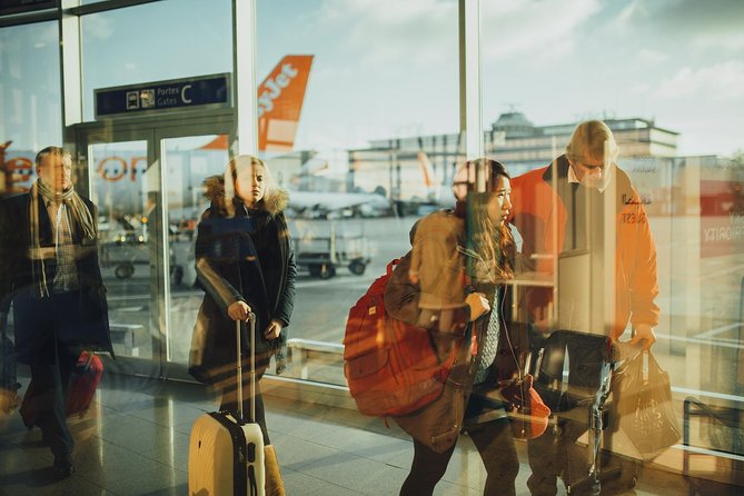 Venice Private Transfer (Hotel, Port, Venice or Treviso Airport, Mestre TrainSt) - Practical Venice Gotchas: Weather, Access Fees, and Timing