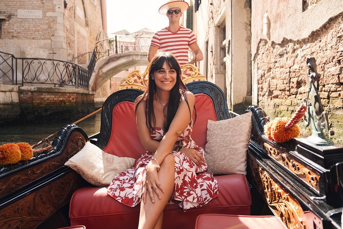 Venice Professional Photoshoot (up to 6 people included) - Choosing Your Session Length for Real Value