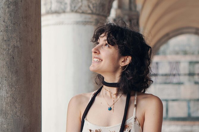 Venice Professional Photoshoot (up to 6 people included) - Photo Delivery in 72 Hours, and What to Do With the Files