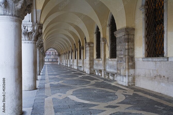 Venice San Marco Tour with St. Mark's Bell Tower Tickets - Meeting at Hotel Londra Palace, Then Straight to Piazza San Marco