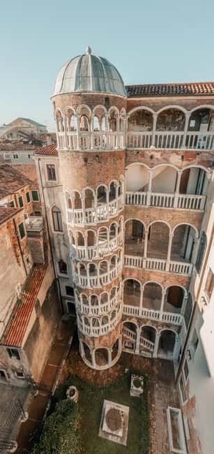 Venice: Scala Contarini del Bovolo Entry Ticket - Climbing the Spiral Staircase: 80 Steps, 26 Meters, Counterclockwise