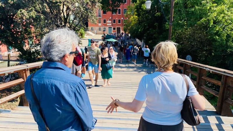 Venice : Secret Venice Walk, Artisan Alleys & Hidden Stories - Starting Where Venice Feels Real: Calle Larga de l’Ascension