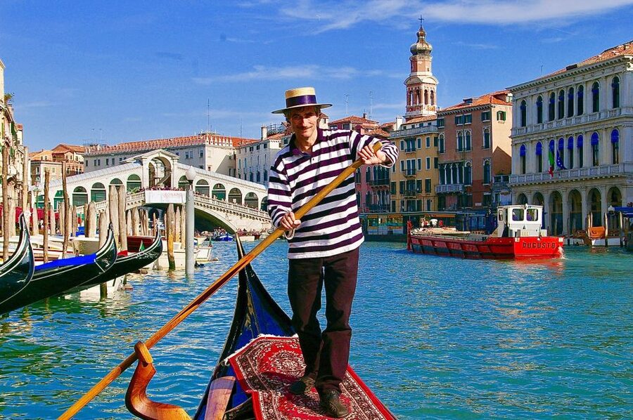 Venice: Shared Gondola Ride through the Lagoon City - Teatro La Fenice: Seeing the Theater Side of Venice