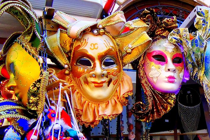 Venice Sightseeing Walking Tour for Kids and Families - Meeting in Campo San Zaccaria, away from the loud start