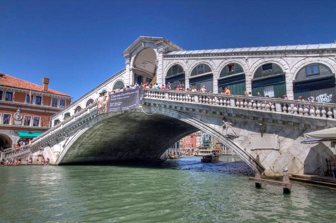 Venice Sightseeing Walking Tour with a Local Expert - Getting oriented in Venice, Campiello dei Squelini to San Marco