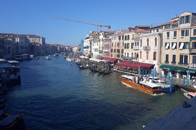 Venice Small Group Tour With Local Guide - Optional Food Tastes and Gondola Rides, and How to Decide