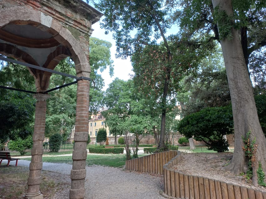 Venice Small-Group Walking Tour: Secrets & Hidden Gems - A small-group Venice walk where the stories actually make sense