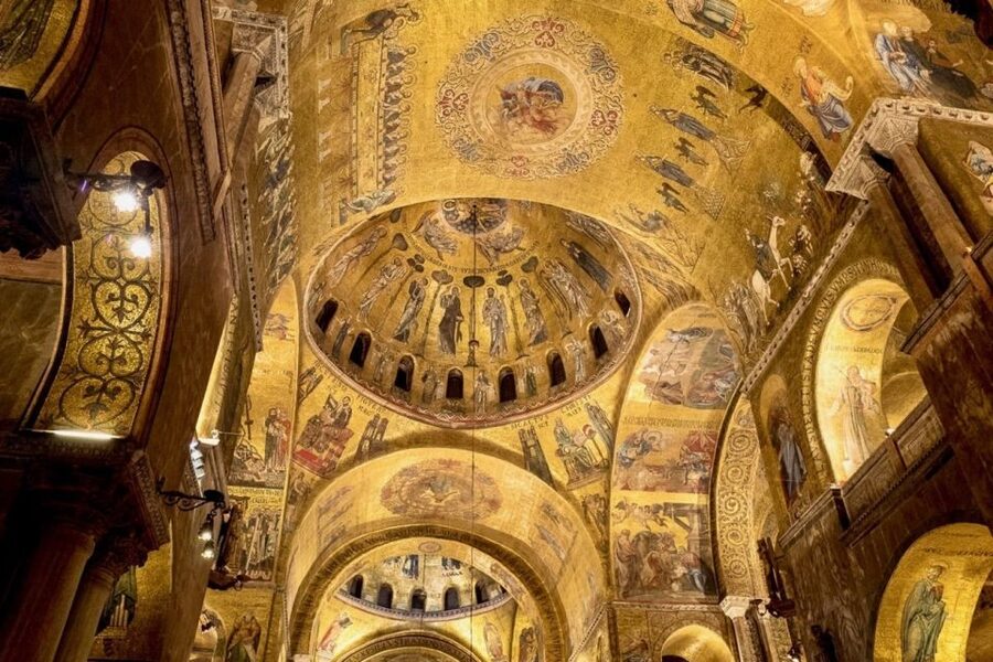 Venice: St. Mark's Basilica and Gondola Morning Tour - Price and value: what $99 buys you here
