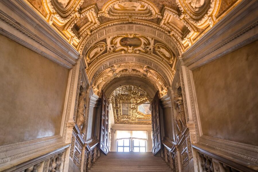 Venice: St Mark's Basilica, Doge Palace, & Bell Tower Option - Venice History Gallery VR: a smart way to time-travel without extra walking