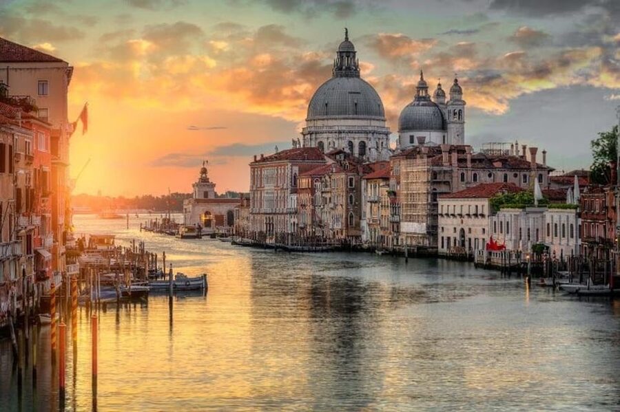 Venice: St. Mark’s Basilica Live Guided Tour - Skip-the-Line Entry: What It Really Buys You