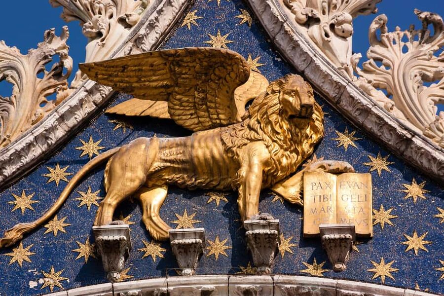 Venice: St. Mark's Basilica & Murano Glassblowing Tour - Live Glassblowing Demonstration: Expect Real Skill, Not a Speed Show