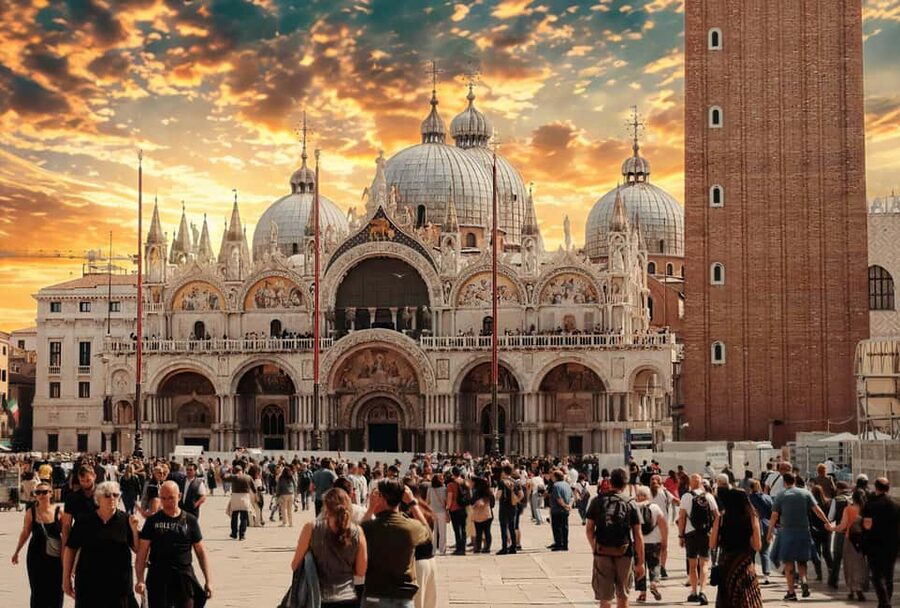 Venice: St. Mark’s Basilica Skip-the-Line Ticket & Audio App - The Terrace Option: Rooftops, Canals, and a Breather for Your Eyes