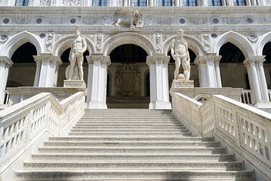 Venice: St. Mark's City Pass with Doge's Palace Entry - Water Bus and Transport Options: Helpful When You Keep Some Buffer