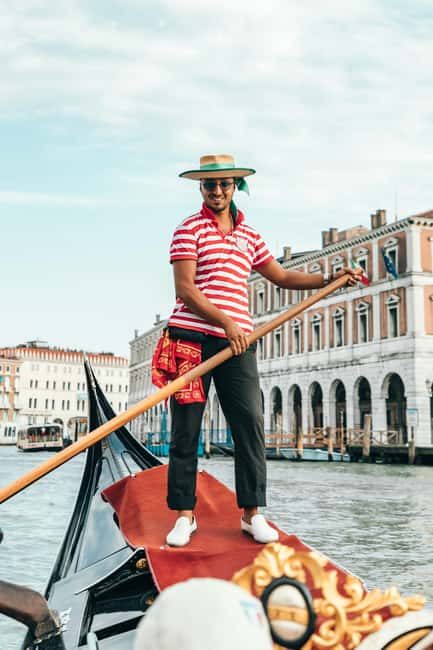 Venice: St. Mark’s Walking Tour & Gondola Traghetto Crossing - Audio Guide Reality Check: How to Use It Without Frustration