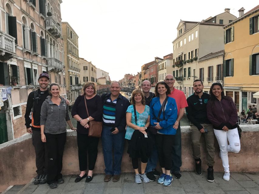 Venice: Street Food Tour with a Local Guide and Tastings - Cicchetti in bacari: how to order small plates like a local