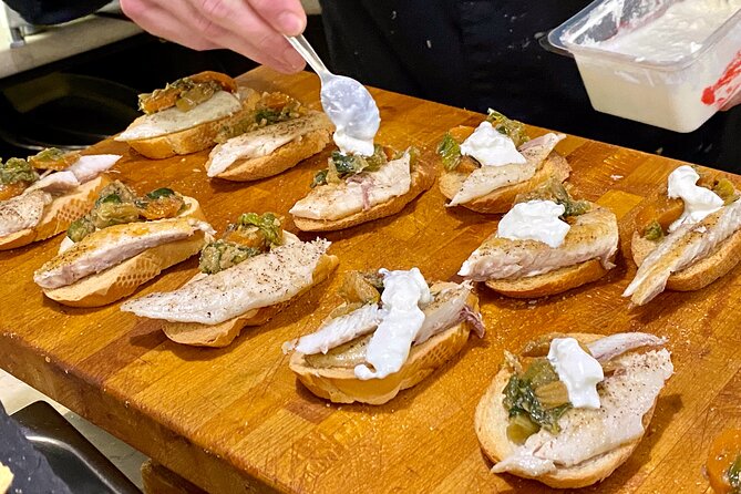 Venice Street Food Tour with Local Guide with Local Food Market Visit - Meeting at Campo San Bortolomio, finishing near Campo Santa Margherita