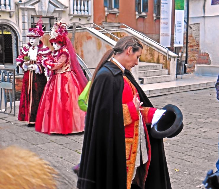 Venice:Theatrical Walking Carnival Show & Casanova's Secrets - Casanova’s Shenanigans and the Legends the City Loves