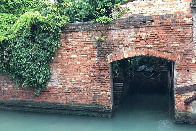 Venice Through a Local’s Eyes: Private Water Taxi & Walking Tour - Wine and Cicchetti: A Real Break, Not a Formula