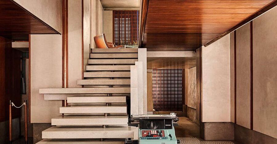Venice: Tickets to Negozio Olivetti - What you see on the inside: the restored 1957 to 1958 showroom setup