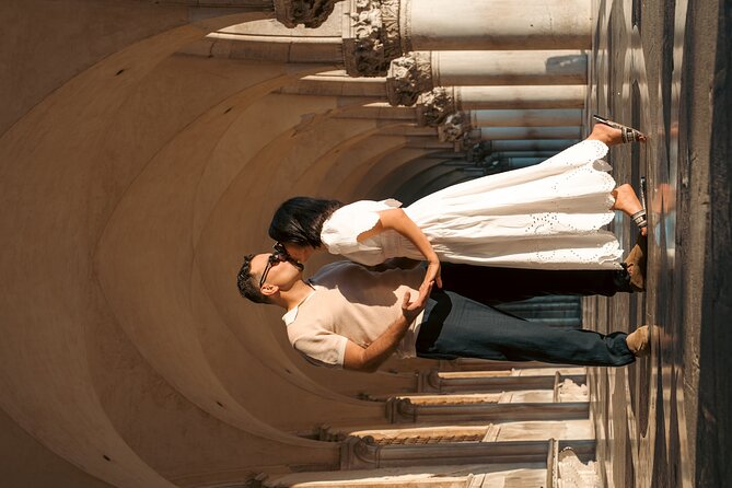 Venice: Tour and Photo Shoot with a Private Photographer. - Posing help that keeps you relaxed, especially for proposals