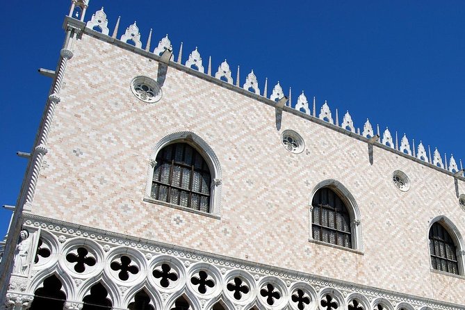 Venice Walking Tour plus Skip the Lines Doge's Palace and St Mark's Basilica Tours - Rain, high tide, and why your shoes still matter