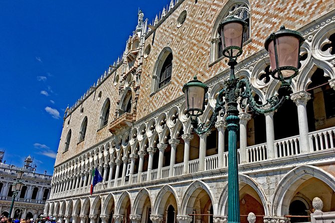 Venice: Winter Pass Top Attractions & City Walking Tour - Procuratie Vecchie, St. Mark’s Square Side That Feels Less Crowded