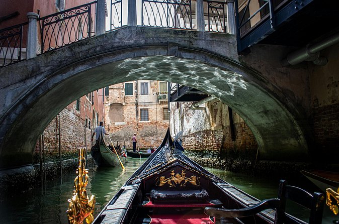 Walking Tour in Venice and Gondola Ride - Teatro La Fenice: the phoenix story you can feel in the building